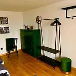 Fachwerkhaus Im Sauerland - Goldhase Anno 1700 * 메데바흐